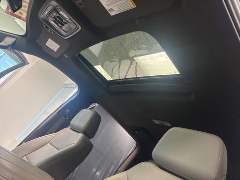 Used 2023 GMC Sierra 1500 SLT w/ SLT Premium Package image 33