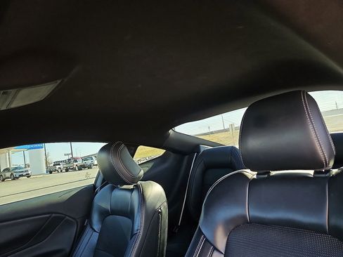 Used 2024 Ford Mustang GT Premium image 18