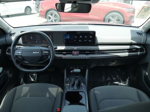 Used 2025 Kia K4 FWD image 39
