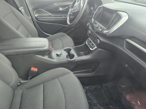 Used 2024 GMC Terrain SLE image 14