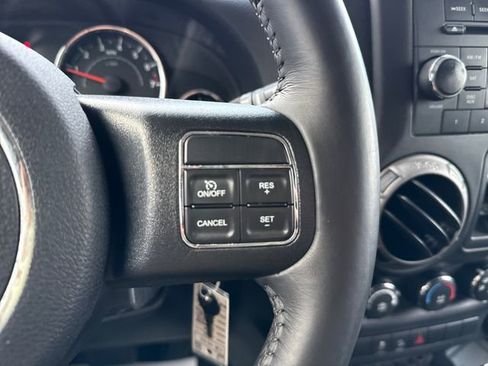 Used 2017 Jeep Wrangler Unlimited Sport w/ Quick Order Package 24S AWD/4WD image 29