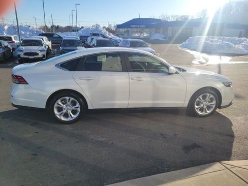 Used 2025 Honda Accord LX image 7