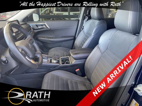 Used 2024 Mitsubishi Outlander SE AWD/4WD image 12
