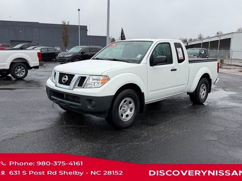 Used 2021 Nissan Frontier S w/ S Utility Package image 2