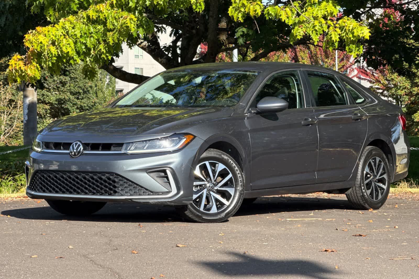 Used 2025 Volkswagen Jetta S FWD image 1