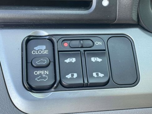 Used 2010 Honda Odyssey EX-L image 23