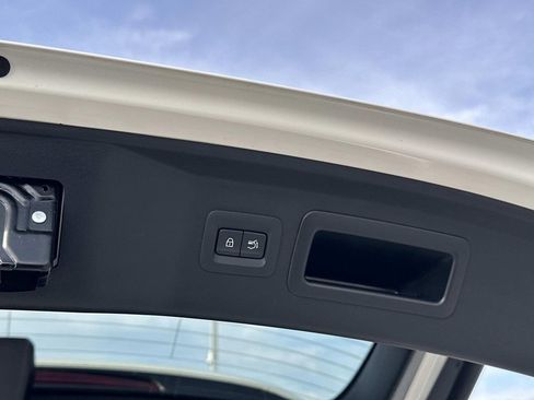 Certified 2024 MAZDA CX-90 Plug-In Hybrid w/ Premium Plus image 30