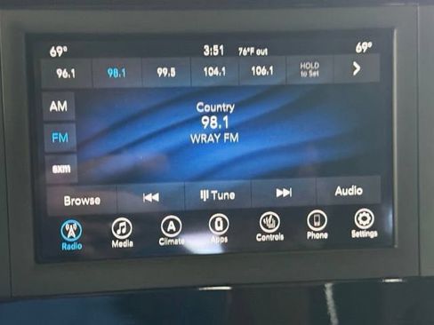 Used 2020 Chrysler Pacifica Touring-L w/ S Appearance Package FWD image 36
