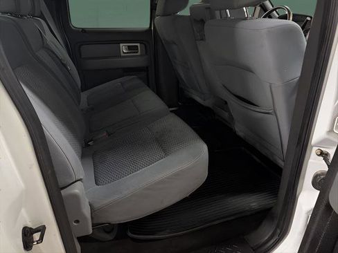 Used 2011 Ford F150 XLT w/ XLT Chrome Pkg image 14