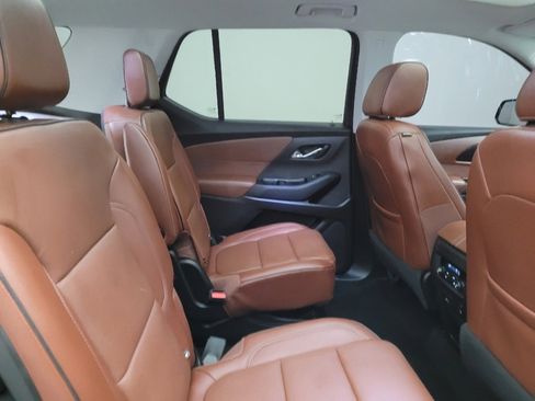 Used 2018 Chevrolet Traverse High Country AWD/4WD image 19