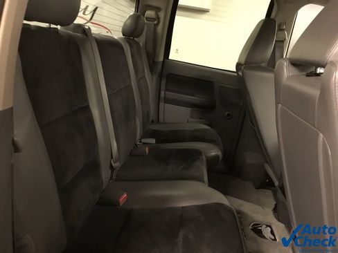 Used 2006 Dodge Ram 1500 Truck 2WD Quad Cab w/ Communication Pkg image 28