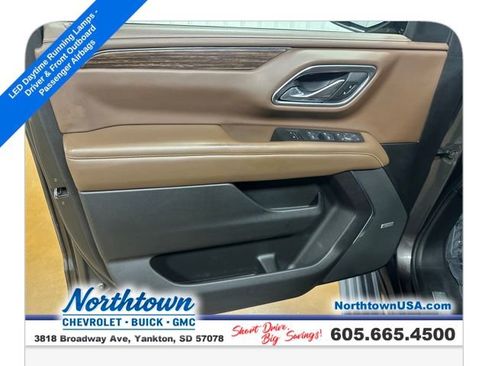 Used 2021 Chevrolet Tahoe High Country w/ Premium Package AWD/4WD image 10