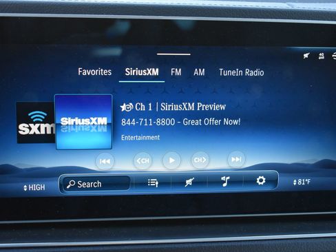 Used 2025 Mercedes-Benz GLS 450 4MATIC image 29