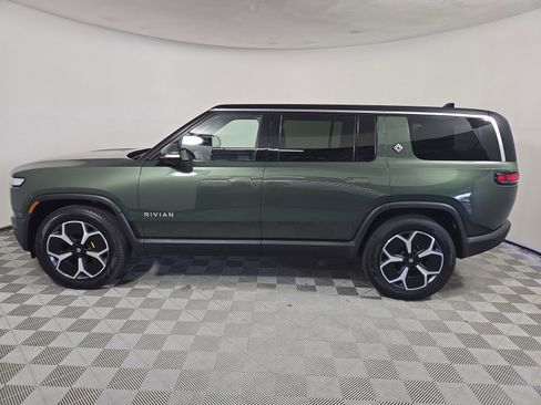 Used 2023 Rivian R1S Adventure image 2