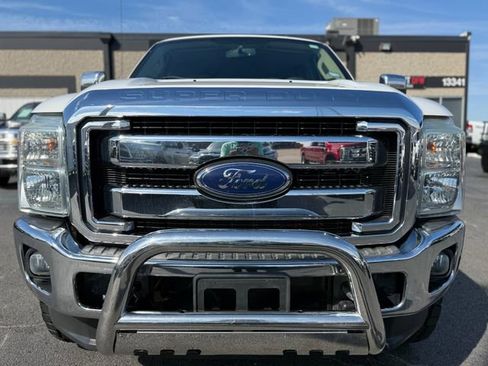 Used 2013 Ford F250 Lariat w/ Lariat Ultimate Pkg image 4