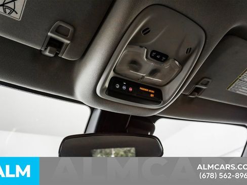 Used 2025 Chevrolet TrailBlazer LT FWD image 51