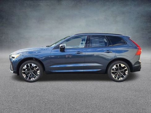New 2026 Volvo XC60 B5 Plus w/ Protection Package Premier image 4
