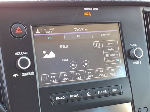 Used 2021 Subaru Outback AWD/4WD image 28
