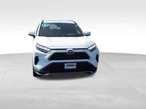 Used 2024 Toyota RAV4 SE w/ Weather & Moonroof Package AWD/4WD image 11