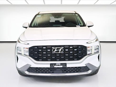 Used 2023 Hyundai Santa Fe SE FWD image 2