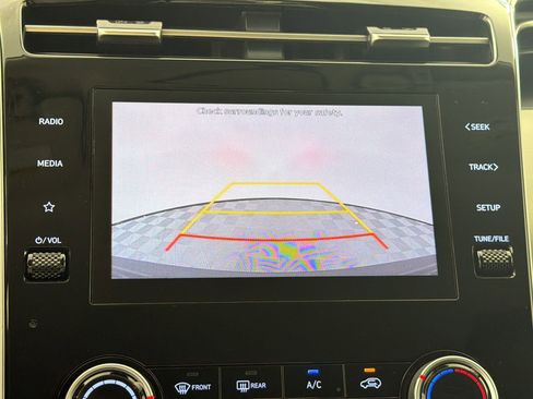 Used 2023 Hyundai Tucson SEL FWD image 23