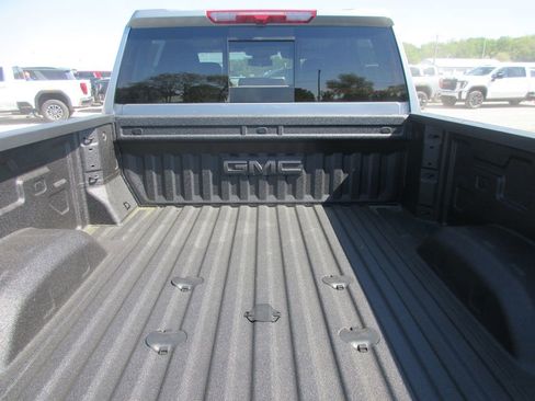 New 2026 GMC Sierra 2500 SLT w/ SLT Premium Package AWD/4WD image 6