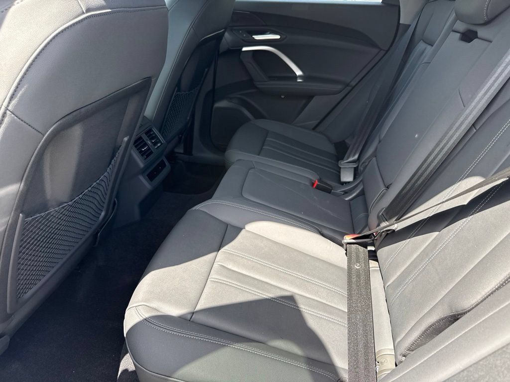 New 2026 Audi Q5 Premium AWD/4WD image 17