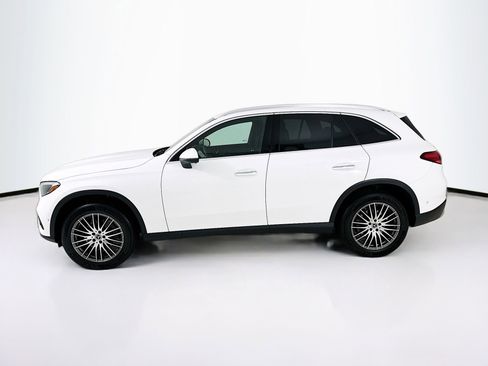 Used 2025 Mercedes-Benz GLC 300 image 5