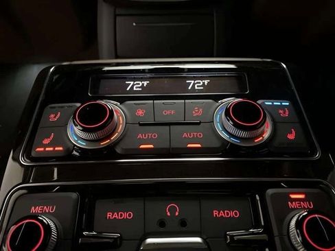 Used 2016 Audi A8 L 4.0T image 61