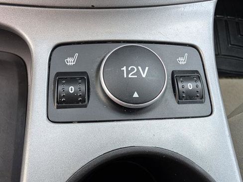 Used 2016 Ford Escape SE w/ SE Chrome Package image 8