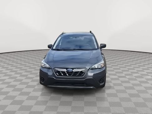 Used 2021 Subaru Crosstrek 2.0i image 3
