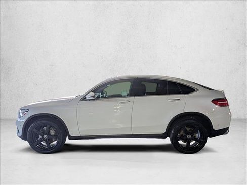 Used 2019 Mercedes-Benz GLC 300 4MATIC Coupe image 9