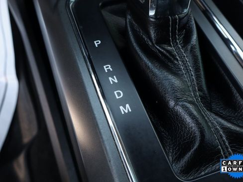 Used 2017 Ford F150 XLT w/ Equipment Group 301A Mid image 32