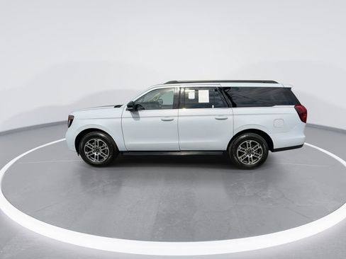 Used 2025 Ford Expedition Max Active AWD/4WD image 5