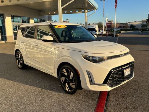 Used 2023 Kia Soul GT-Line image 3