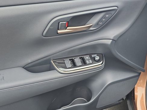 New 2026 Toyota Crown Signia image 13