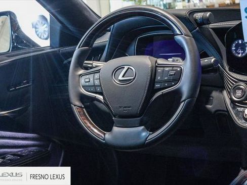 Certified 2023 Lexus LS 500 w/ Interior Upgrade Package image 18