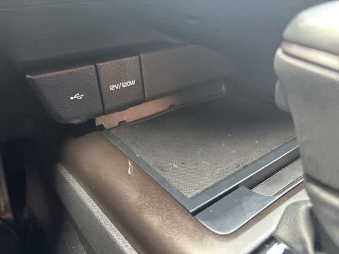 Used 2023 Toyota Camry SE FWD image 21