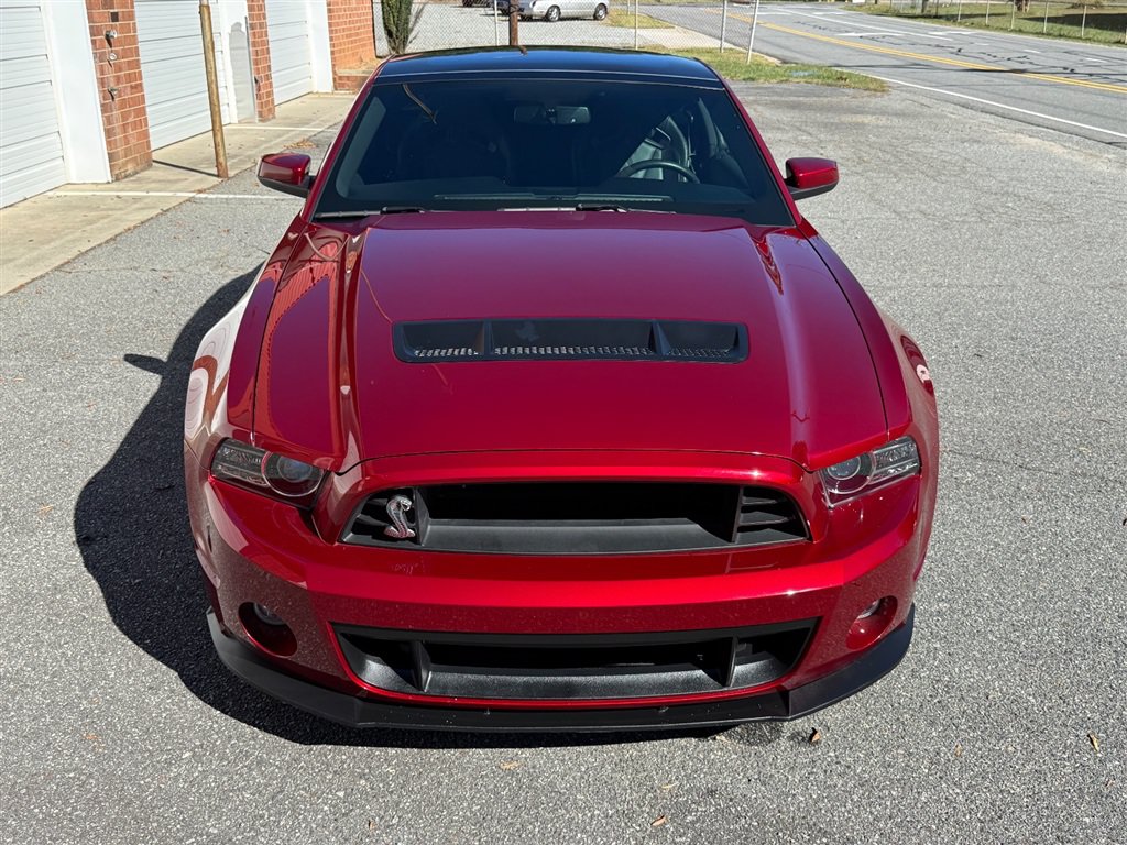 Used 2014 Ford Mustang Shelby GT500 w/ Equipment Group 821A RWD image 9