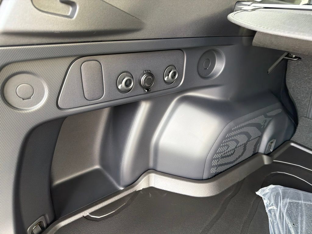 New 2026 Subaru Forester Premium AWD/4WD image 28