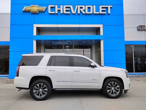 Used 2016 GMC Yukon Denali w/ Open Road Package AWD/4WD image 34