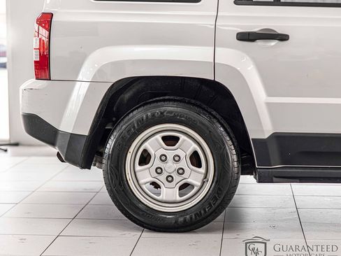 Used 2012 Jeep Patriot Sport image 10