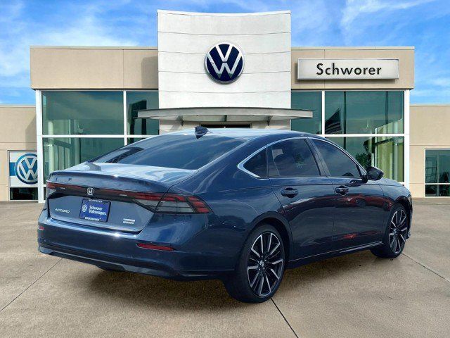 Used 2026 Honda Accord Touring image 6