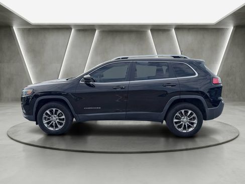 Used 2019 Jeep Cherokee Latitude Plus AWD/4WD image 4