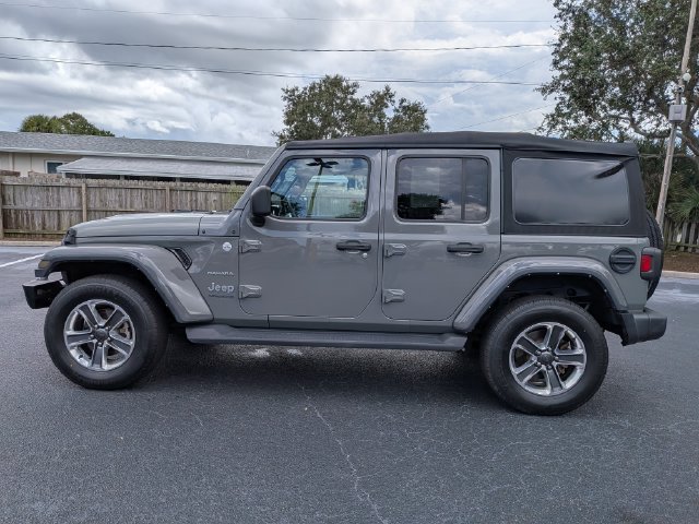 Used 2022 Jeep Wrangler Unlimited Sahara AWD/4WD image 6