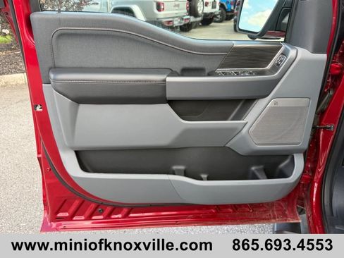 Used 2025 Ford F150 Lariat w/ Equipment Group 502A High AWD/4WD image 16