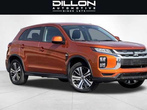 Used 2024 Mitsubishi Outlander Sport ES AWD/4WD image 2