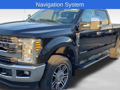 Used 2018 Ford F250 Lariat w/ Chrome Package AWD/4WD image 4