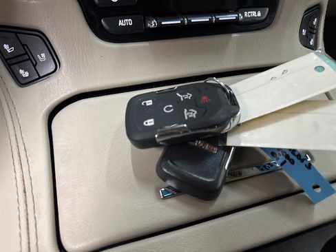 Used 2017 GMC Yukon XL Denali w/ Open Road Package image 46