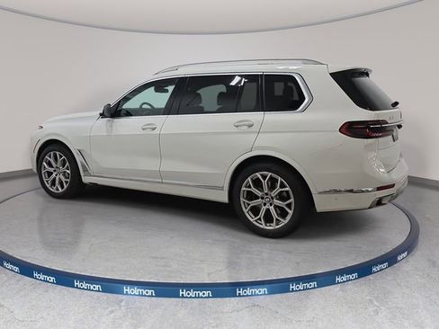 Certified 2025 BMW X7 xDrive40i AWD/4WD image 8